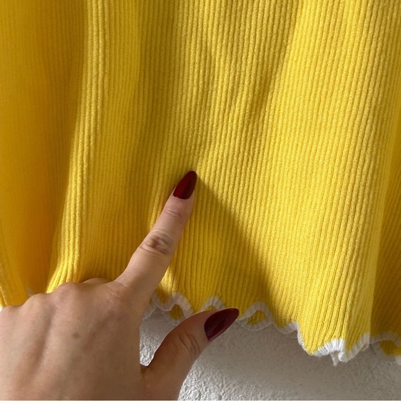 12th Heart Women’s Ribbed Top Sz Large Yellow Scallop Trimmings Coquette Cutesy - Picture 5 of 14